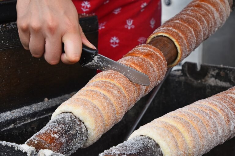 close up baking chimney cake on grill